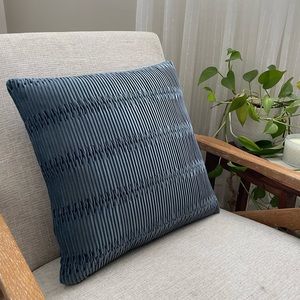 18x18 Velvet Microfiber Aqua Pillow